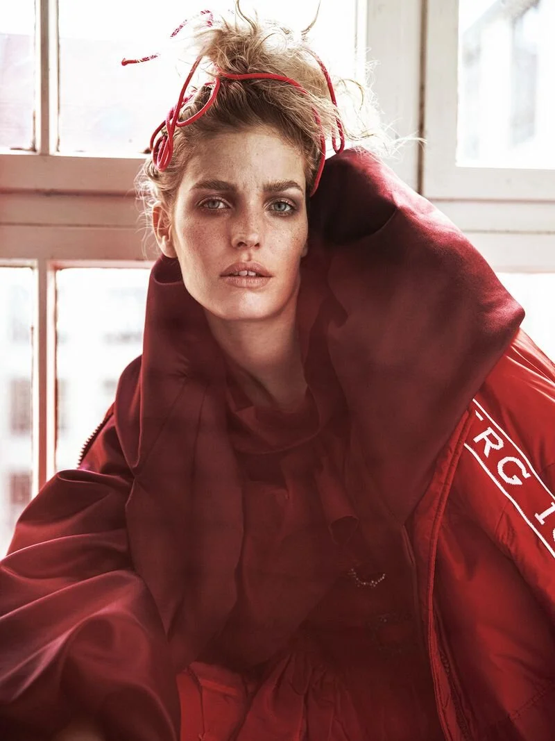 Volgogradning yalangoch qizlari